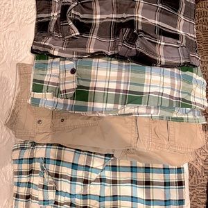 4 pairs shorts, plaid pants